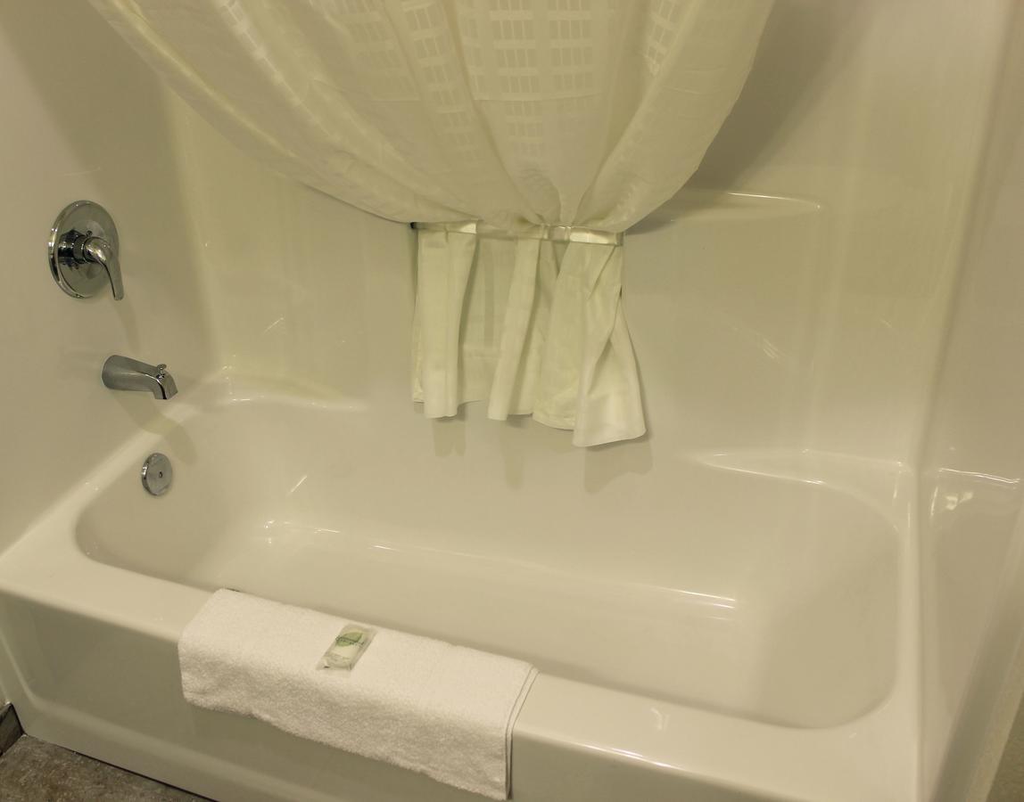Cobblestone Inn & Suites - Lamoni Zewnętrze zdjęcie